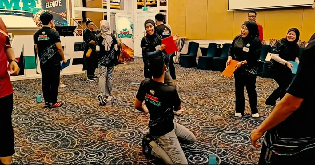 Peserta Prudential BSN Takaful menjalani aktiviti indoor berfokus mindset dan team engagement