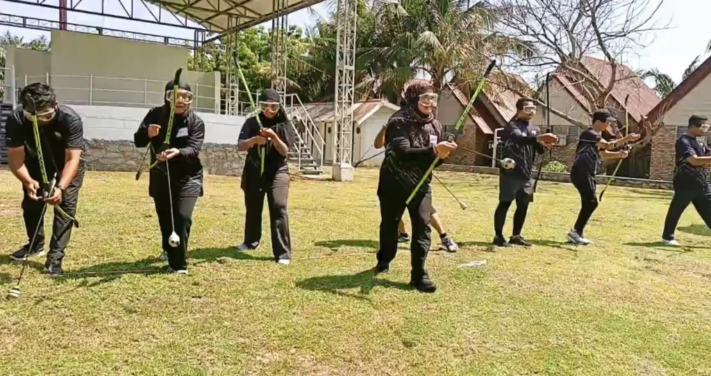 Aktiviti outdoor Program Team Building Prudential BSN Takaful di Port Dickson